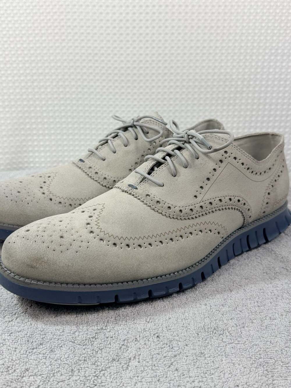 Cole Haan Zerogrand Remastered Wingtip Oxford Size 13M Gray Suede